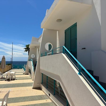 Aparthotel Terrazze Del Mare Racale Exterior foto