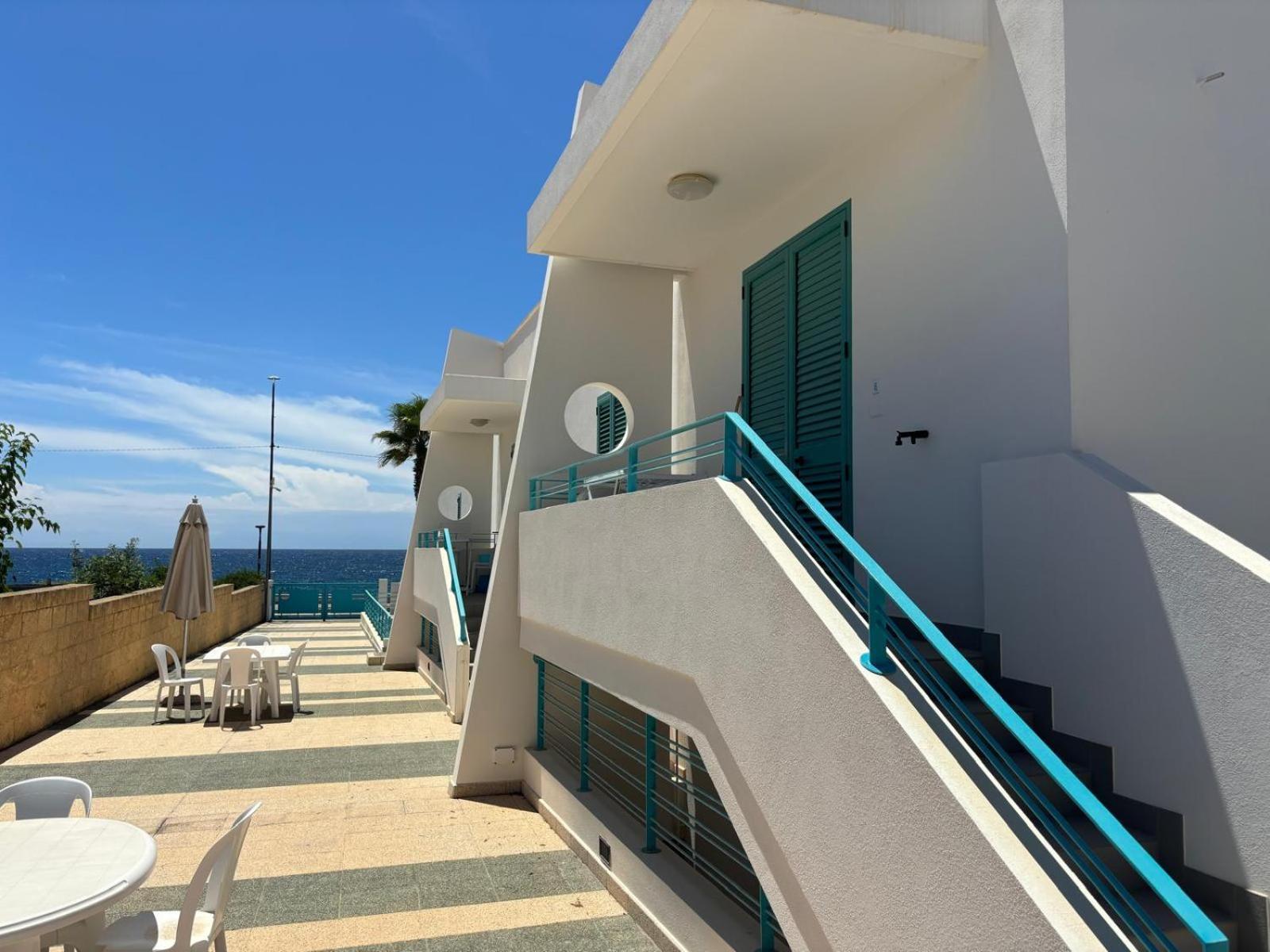 Aparthotel Terrazze Del Mare Racale Exterior foto