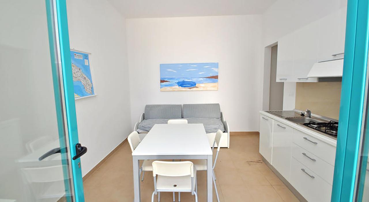 Aparthotel Terrazze Del Mare Racale Exterior foto