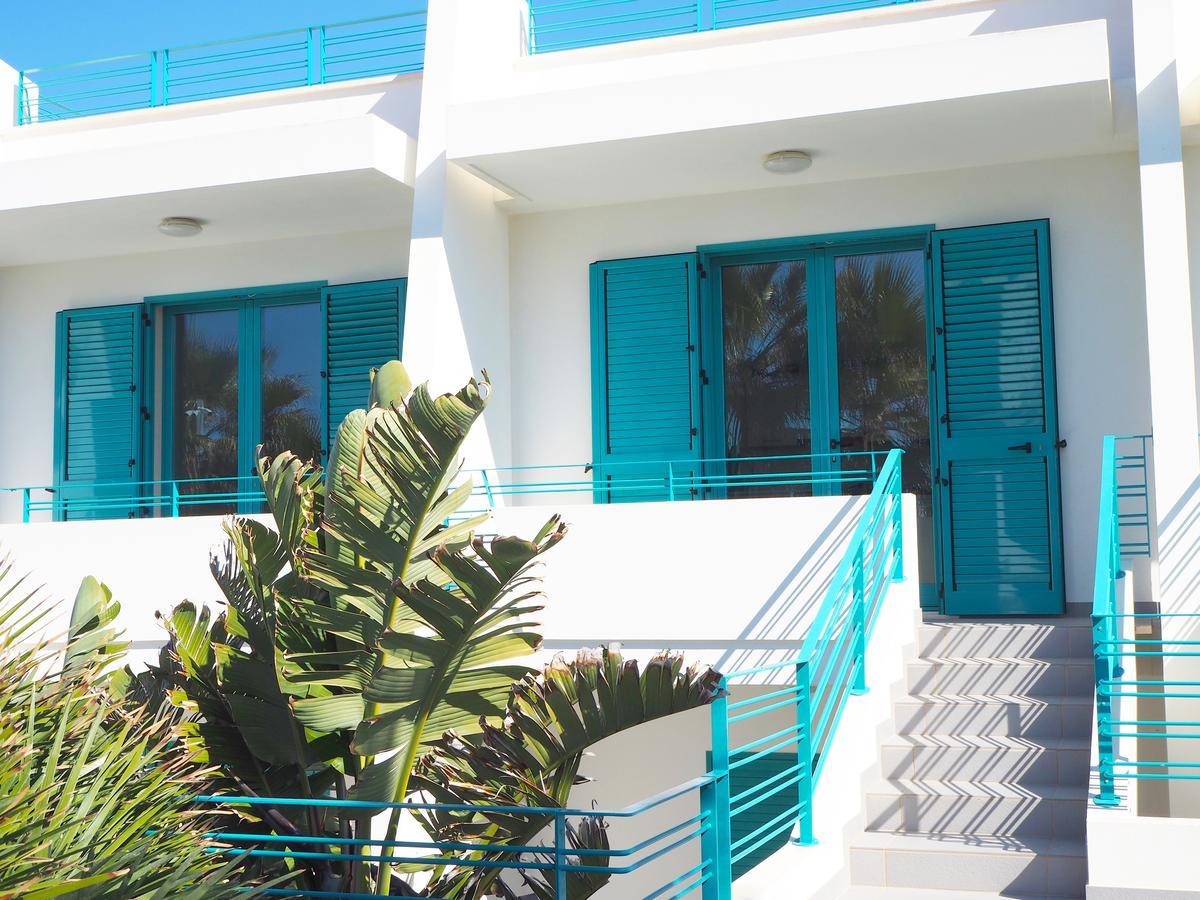 Aparthotel Terrazze Del Mare Racale Exterior foto